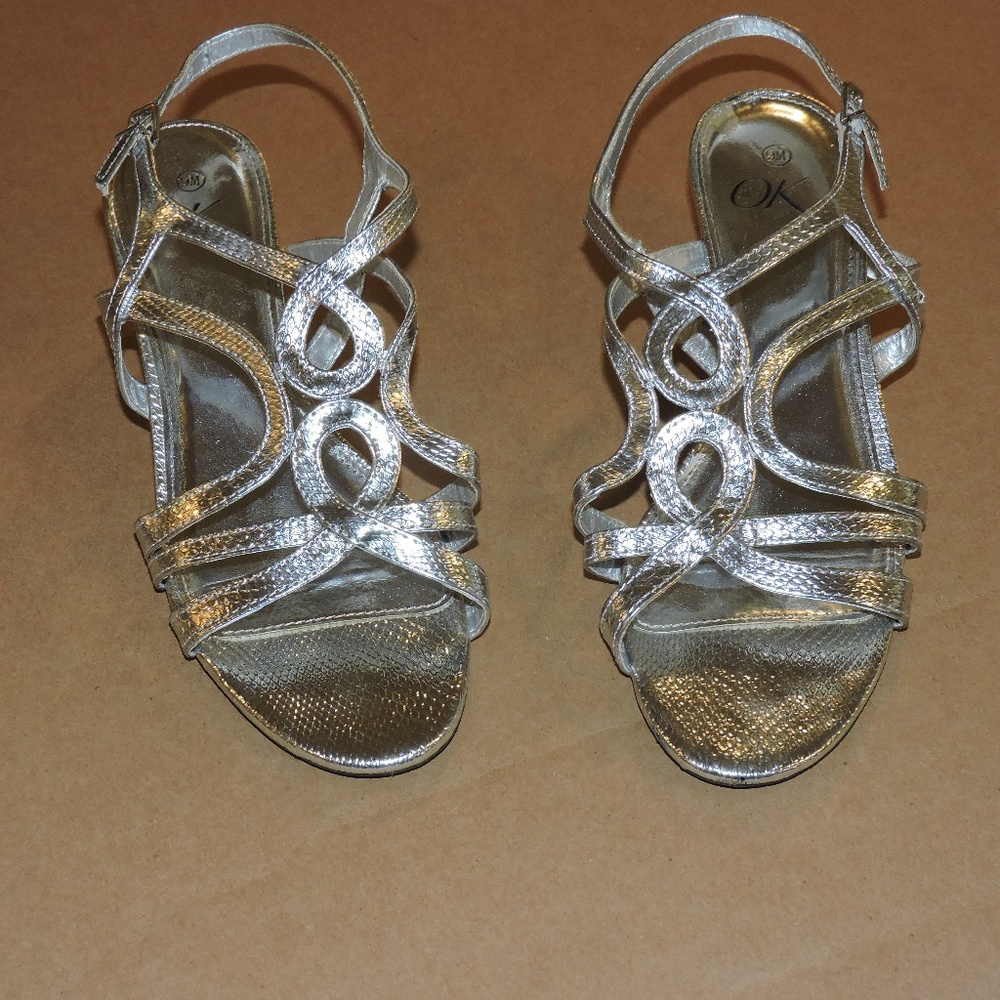 Silver strappy sandals - 9M